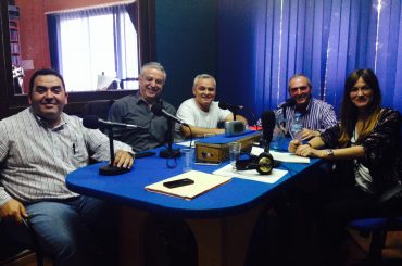 Radio Casares celebra el último debate electoral con los 4 candidatos locales a la alcaldía.