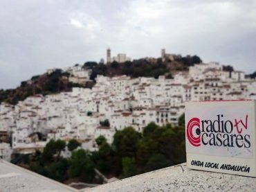 Radio Casares estrena el lunes una serie de programas que servirán de encuentro entre políticos y ciudadanos