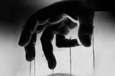 Radiosofía | Teoría de la conspiración