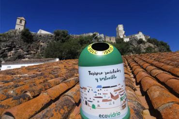Radio Casares sortea dos mini iglús verdes para incentivar el reciclado de vidrio