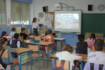 El complejo Ambiental Costa del Sol comienza a impartir talleres en los centros educativos de la comarca