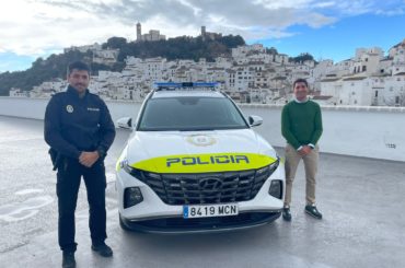 <strong>La Policía Local de Casares se refuerza con nuevos vehículos y cuatro agentes más</strong>
