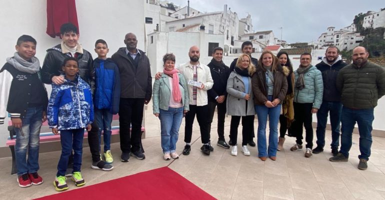 <strong>La nueva Plaza de la Diversidad pone en valor el carácter tolerante y abierto de Casares</strong>