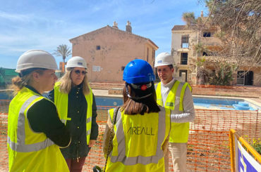 <strong>La cadena Barceló explotará el complejo hotelero de Playa Chica</strong>