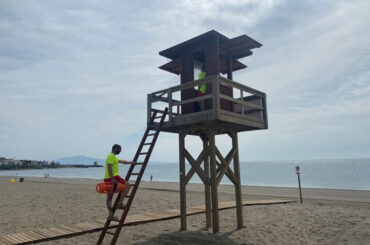 Casares inaugura la temporada de playas