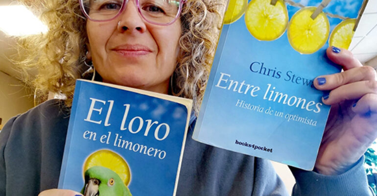 Pescando historias | Entre limones / El loro en el limonero