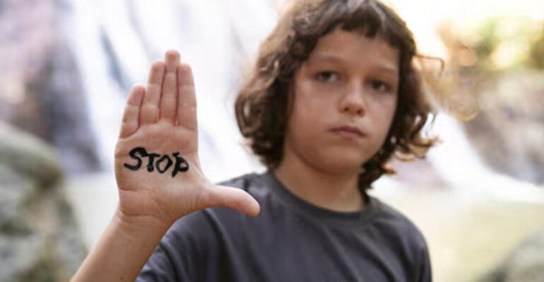 La Botika 228 | Educación en la no violencia