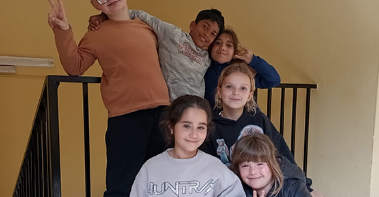 Tertulia con mirada infantil | Móviles y RRSS