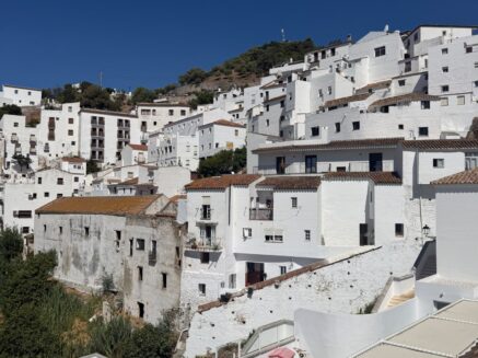 Comprar vivienda en Casares cuesta hoy un 46% más que hace cuatro años
