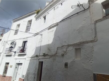Casares impulsa tres nuevos proyectos de vivienda social y rehabilitación de edificios públicos