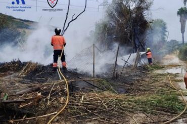 Bomberos atienden dos conatos de incendio en el mismo día en Casares y Secadero