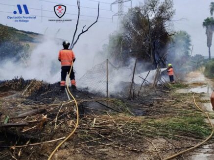 Bomberos atienden dos conatos de incendio en el mismo día en Casares y Secadero