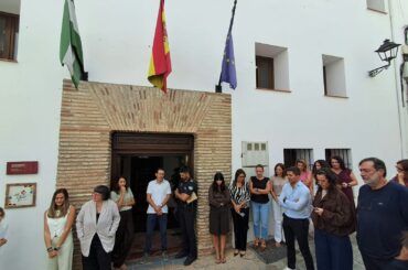 El Ayuntamiento de Casares convoca un minuto de silencio por el fallecimiento de Mari Carmen Abascal
